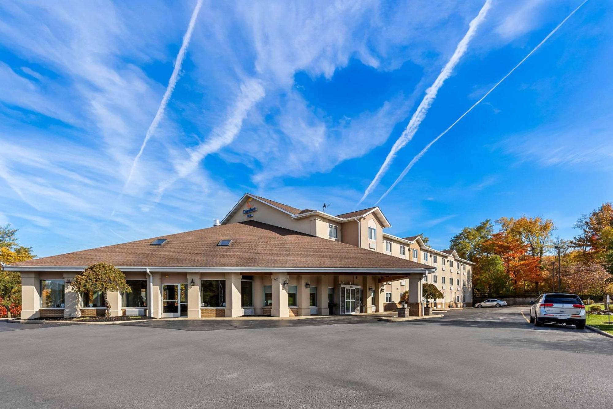 Painesville Comfort Inn מראה חיצוני תמונה